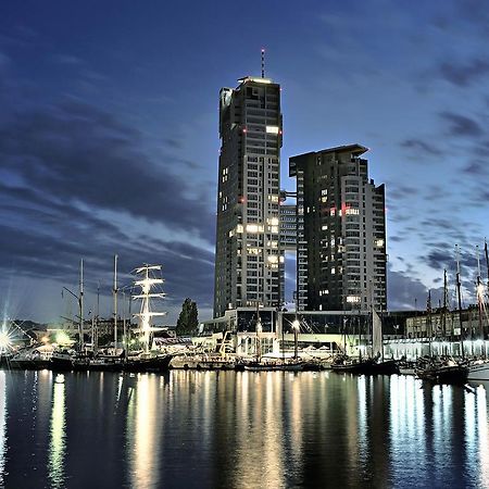 Apartamenty Sea Towers 格丁尼亚 外观 照片