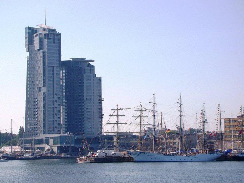 Apartamenty Sea Towers 格丁尼亚 外观 照片